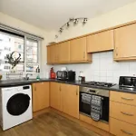 Spacious 2 Bedroom Apartment In Holborn